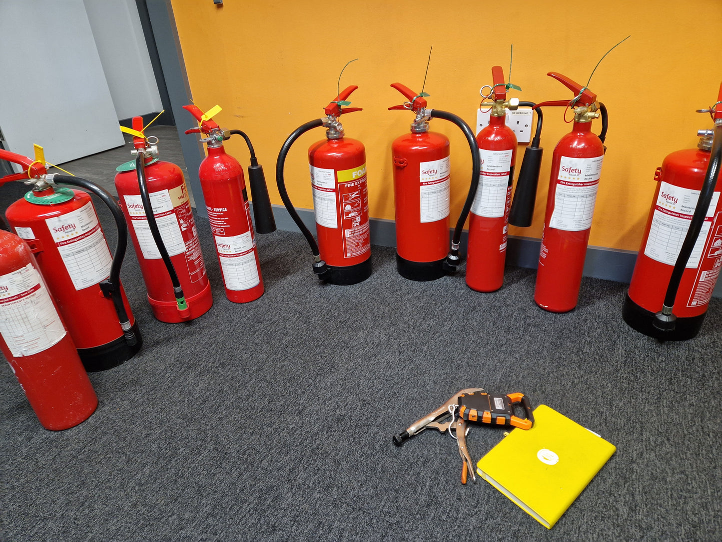 CO₂ Fire Extinguisher 2kg